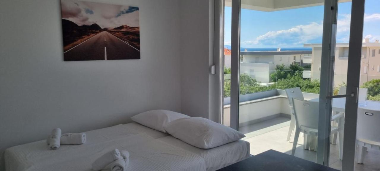 Villa Mateo Новаля Екстериор снимка