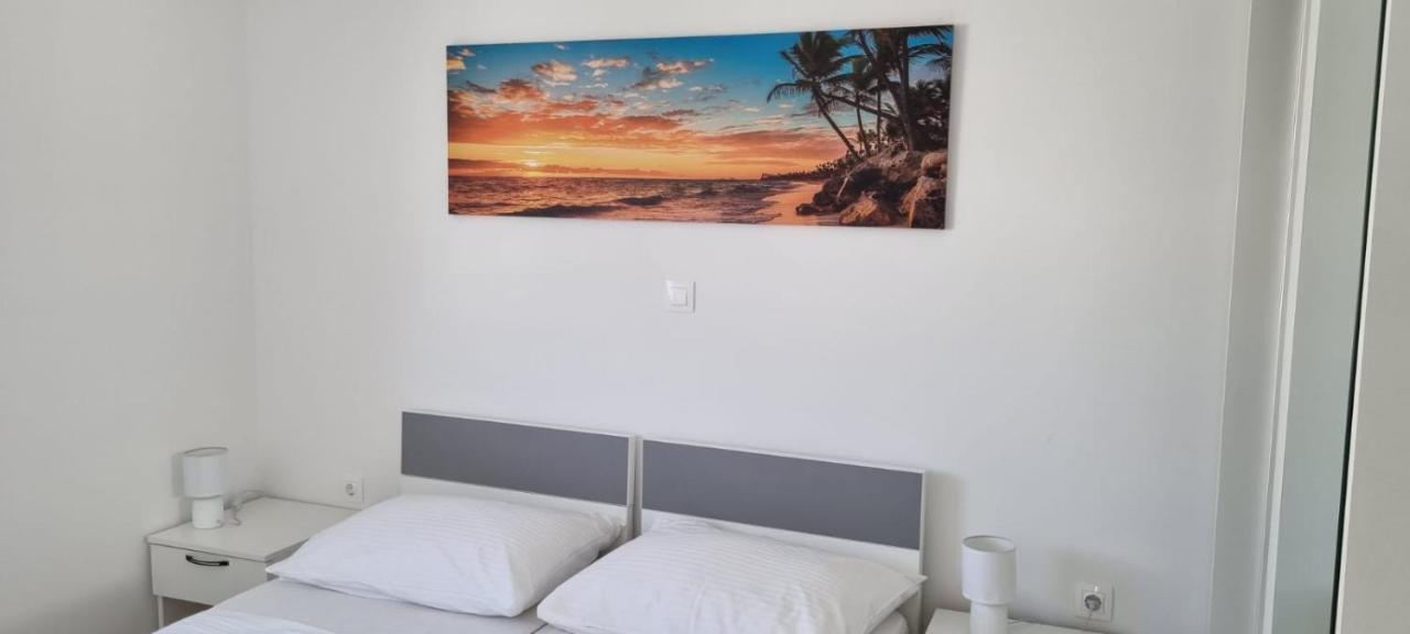 Villa Mateo Новаля Екстериор снимка